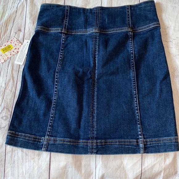 NWT Free People Skirt Size 6 - Picture 3 of 4